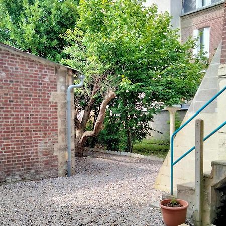 Le Chalet 梅尔·莱斯·拜恩斯 外观 照片
